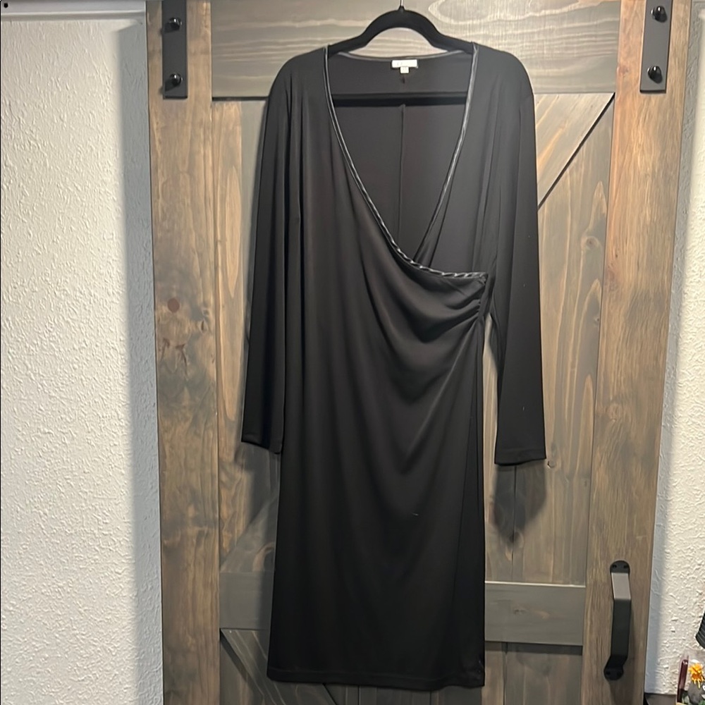 Elegant Black Long Sleeve Dress